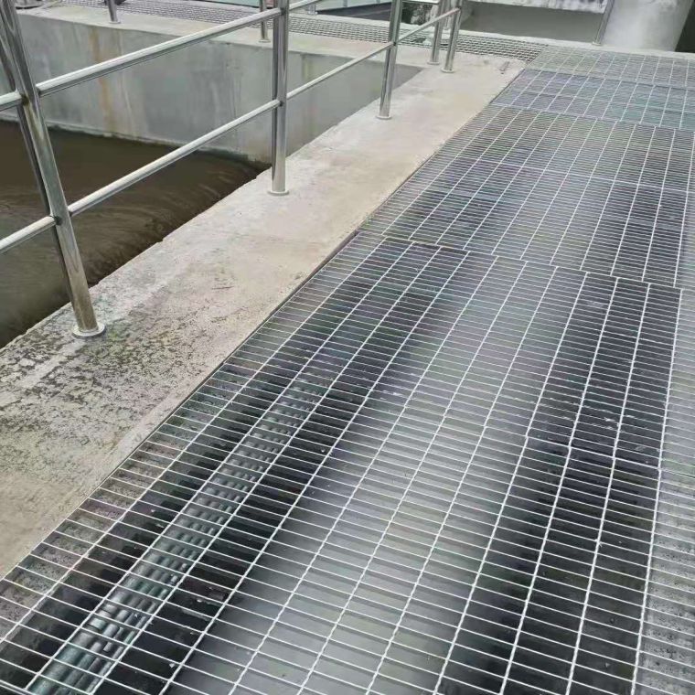 蓋板鍍鋅鋼格柵安裝
