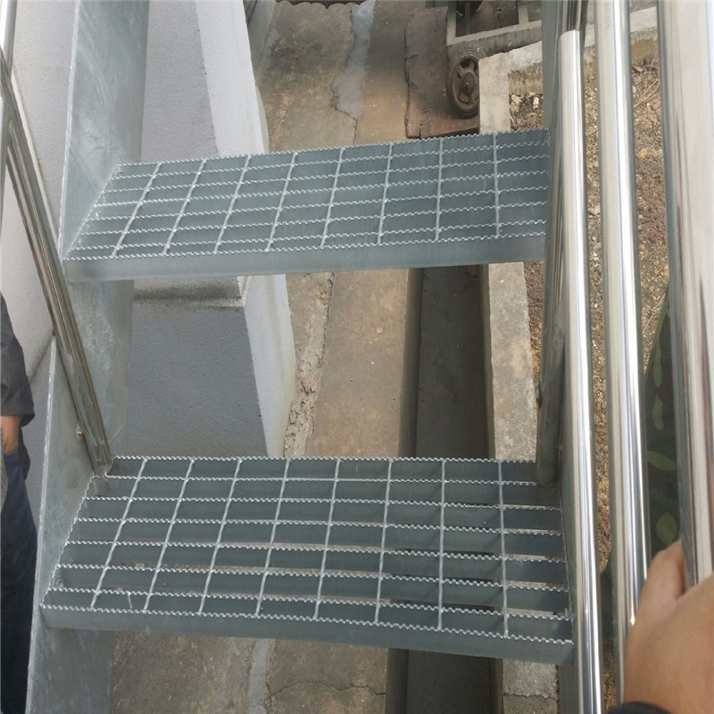 鍍鋅格柵板踏步板